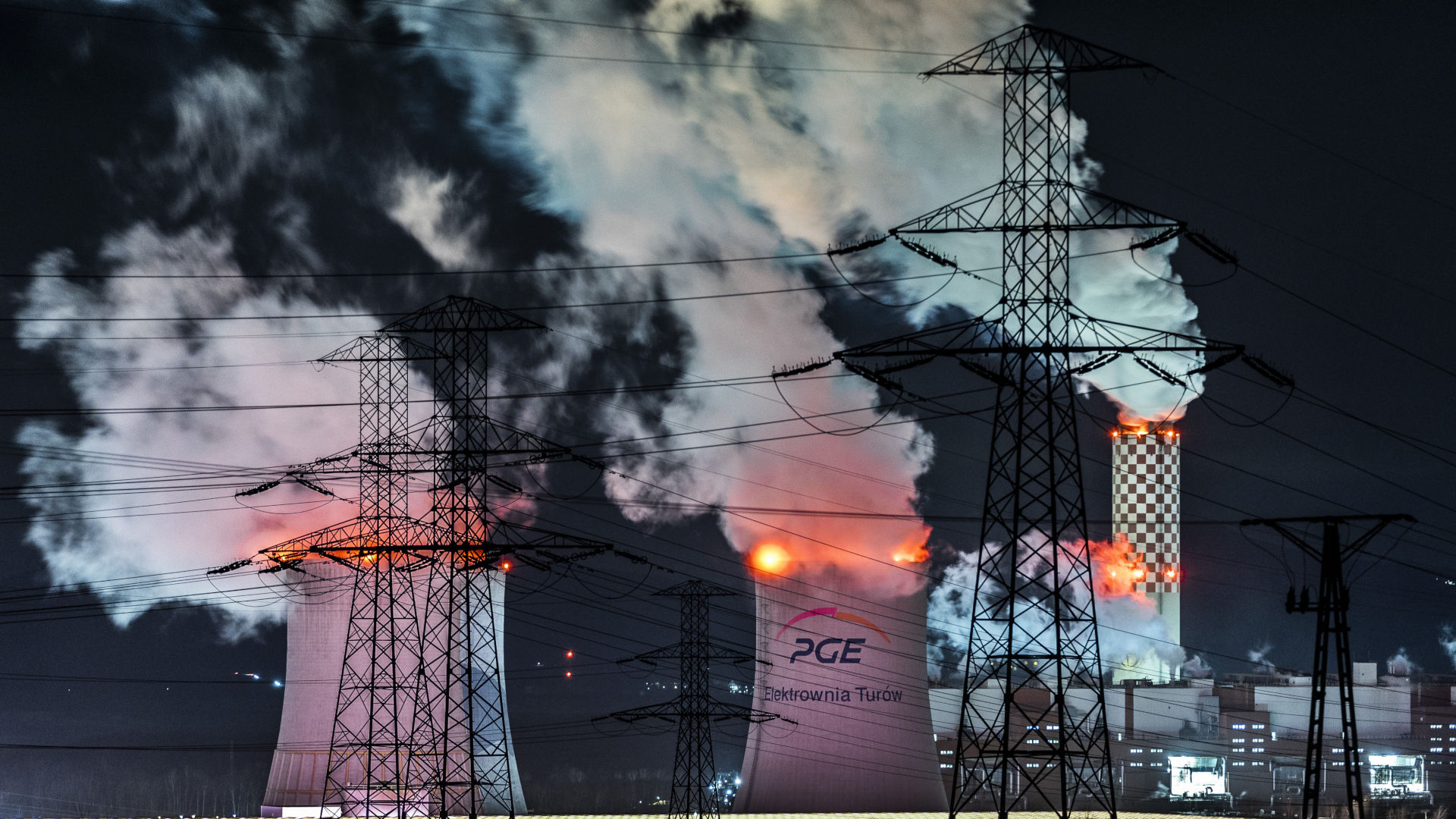 Polska w obliczu kryzysu energetycznego: między ambicjami a rzeczywistością