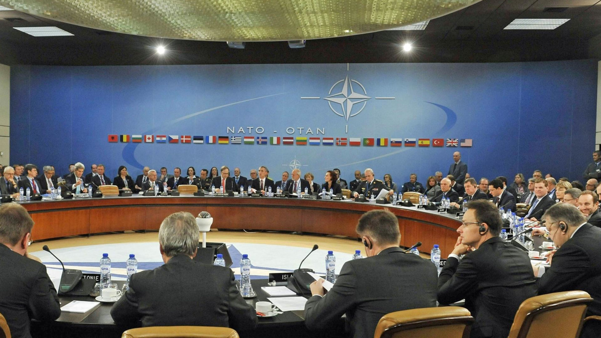 NATO PsyOps przeciwko własnym obywatelom: Jak sojusz manipuluje opinią publiczną